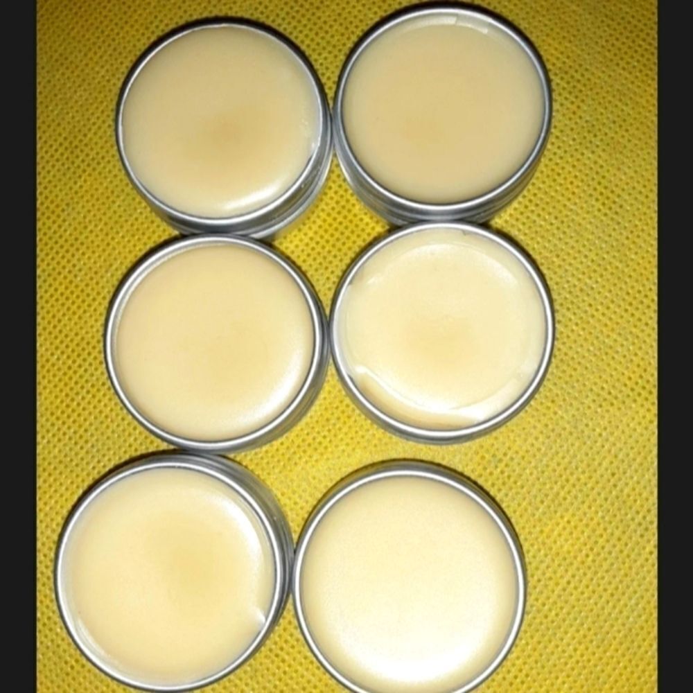 Hand CRAFTED PEPPERMINT LIP BALM - Picture 6 of 6